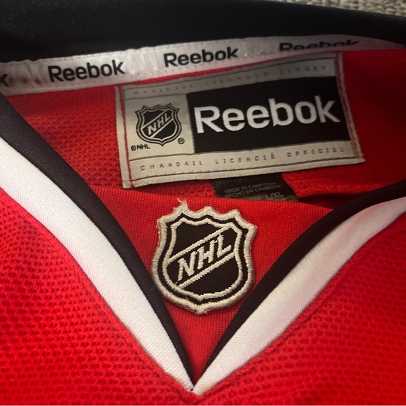 REEBOK COREY CRAWFORD CHICAGO BLACKHAWKS HOME RED #50 YOUTH L/XL - Picture 6 of 11